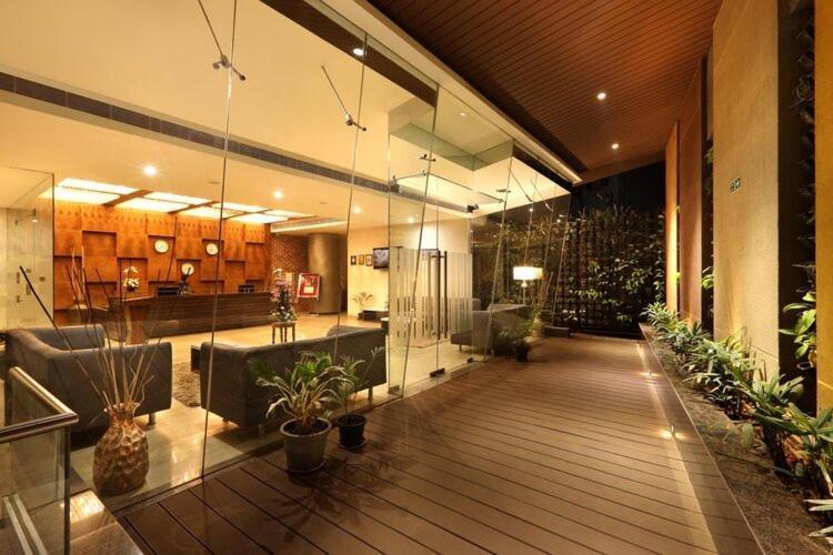 העיר בנגלור Icon Business Hotel By Bhagini מראה חיצוני תמונה