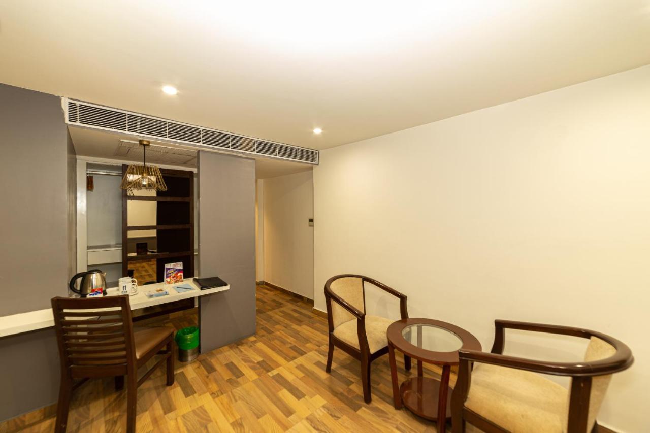 העיר בנגלור Icon Business Hotel By Bhagini מראה חיצוני תמונה